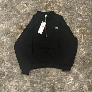 ALO Yoga Black Half-Zip Sweatshirt